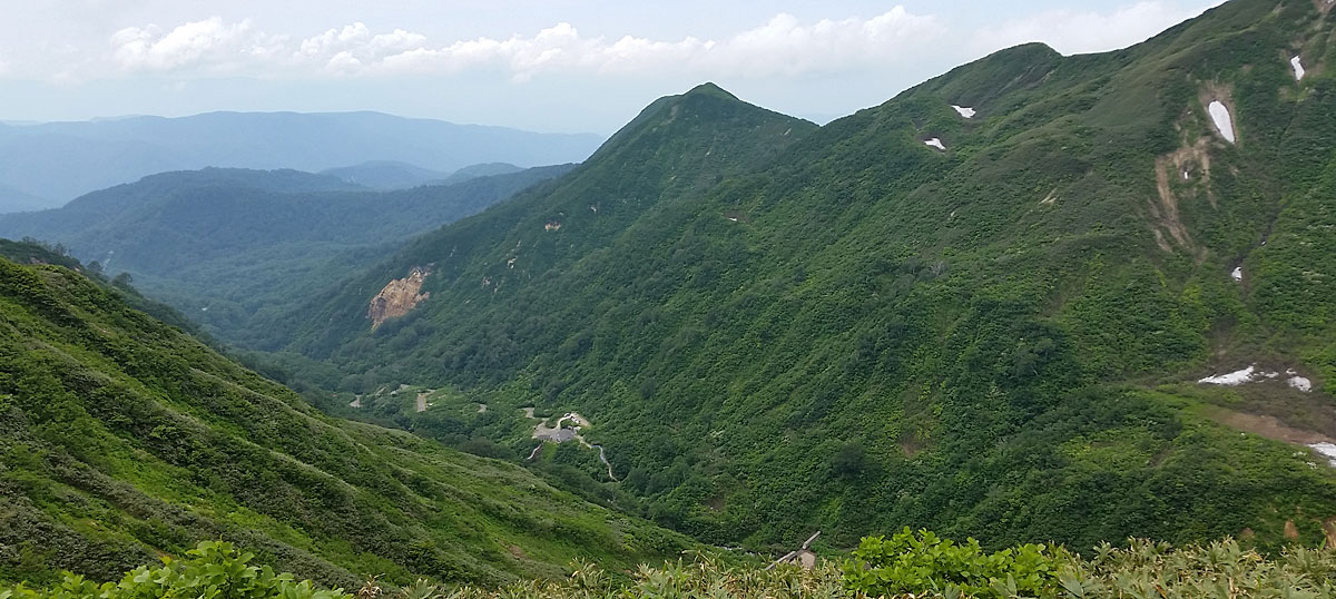 湯殿山本宮の写真